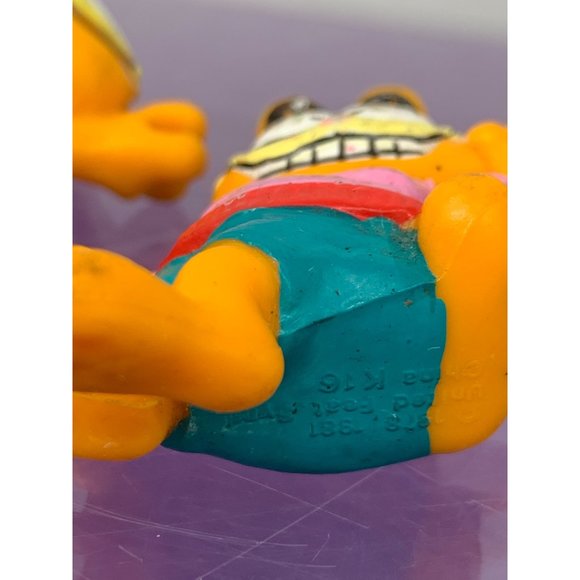 Garfield PVC 2 Inch Toys Collectables Figurines Cake Toppers 1981 Lot of 3 - Picture 11 of 11